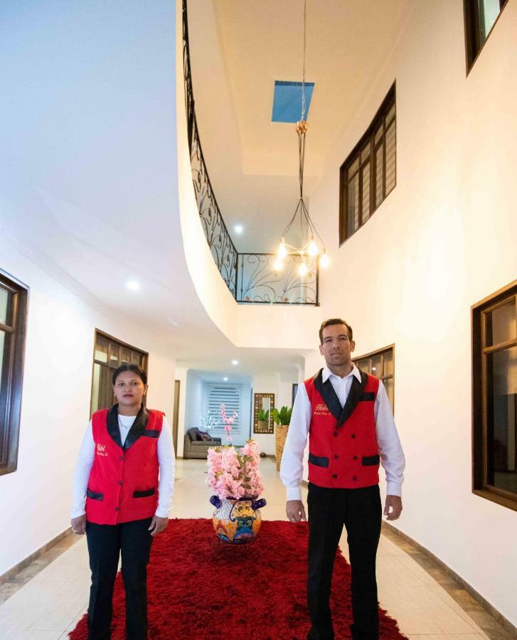 Hotel Madrid Plaza Colombia Esterno foto
